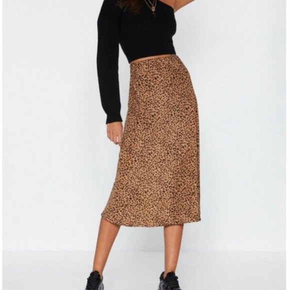Jon & Anna Dresses & Skirts - JON & ANNA loepard slip midi skirt size m
